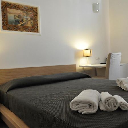 Rooms And Breakfast Zefiro Σαν Βίτο λο Κάπο Εξωτερικό φωτογραφία